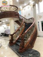 cau-thang-sat-nghe-thuat-tan-co-dien