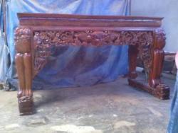 Mẫu bàn thờ gia tiên gỗ cẩm lai BT03 đẳng cấ